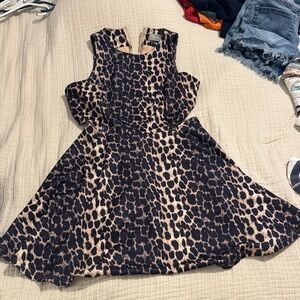 Stylish Leopard Print Sleeveless Dress